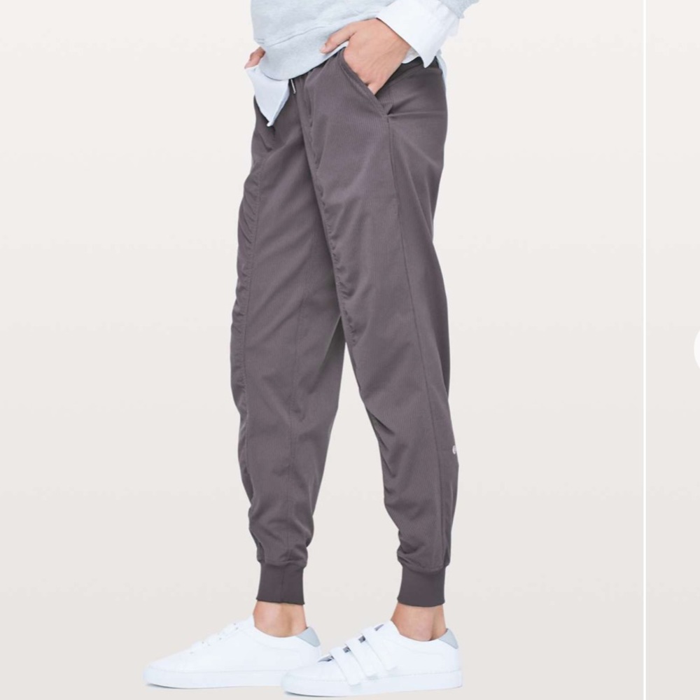 Lululemon Dance Studio Jogger *29" size 4